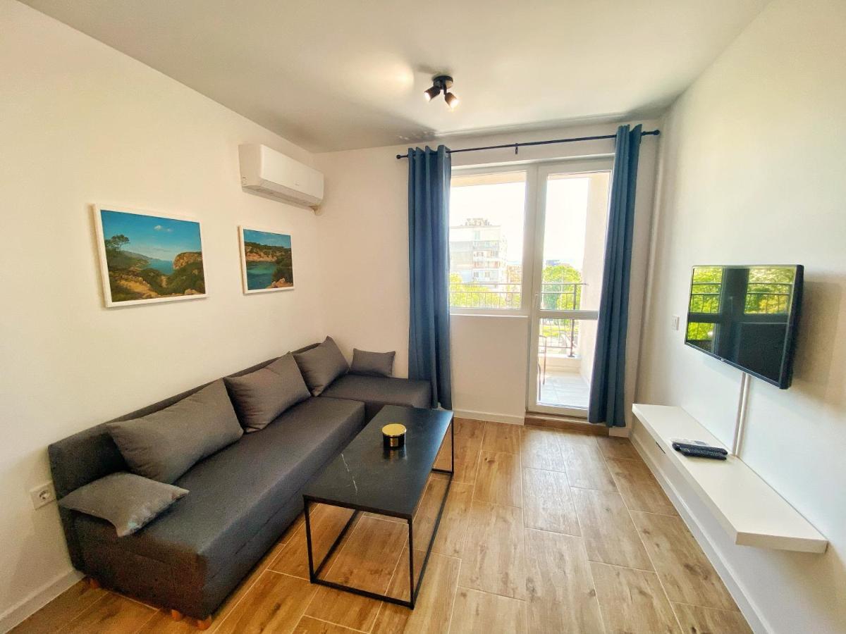Emma'S Sweet Apartment - Close To Varna Centre Ngoại thất bức ảnh